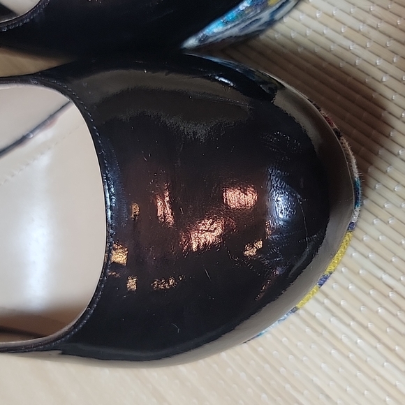 Steve Madden sz8.5 Gavon Black Patent and Multi Color Platform Wedge - Picture 5 of 11